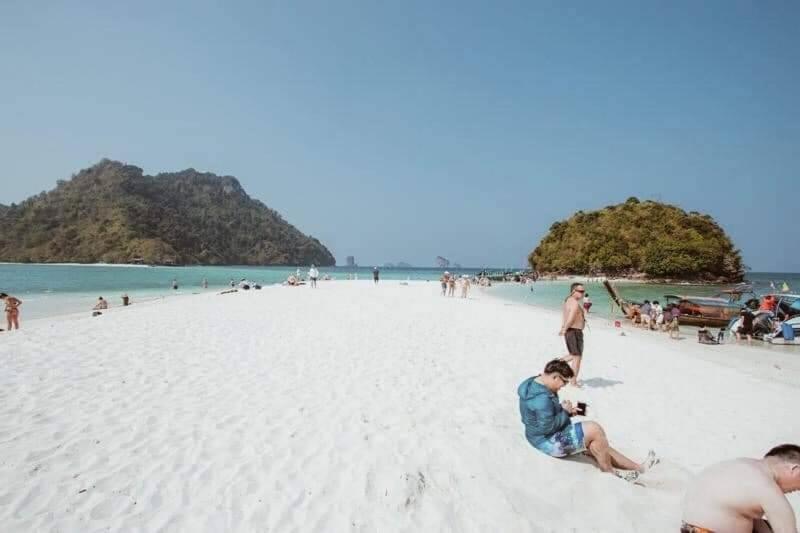 Areeya Phubeach Resort Coliving Coworking Ao Nang Екстер'єр фото