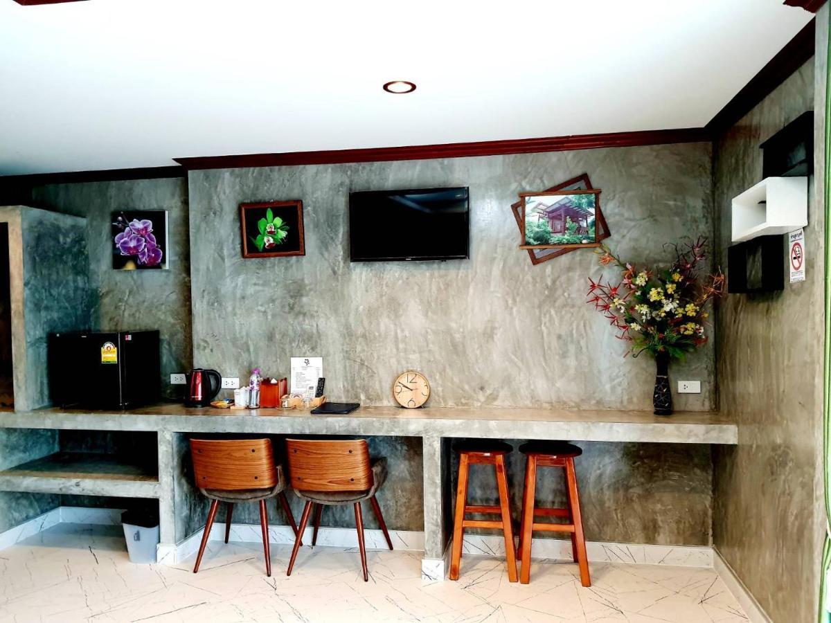 Areeya Phubeach Resort Coliving Coworking Ao Nang Екстер'єр фото