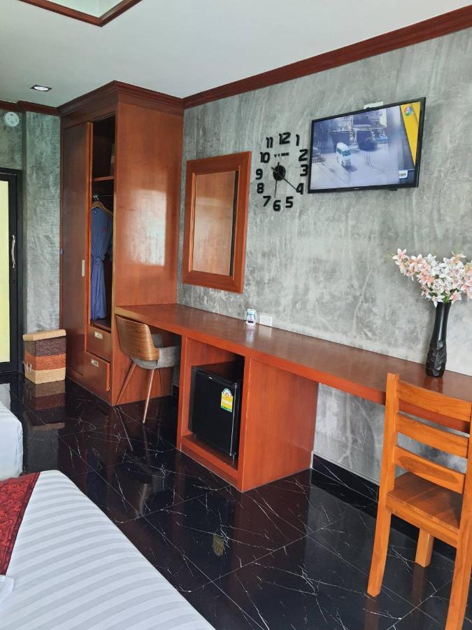 Areeya Phubeach Resort Coliving Coworking Ao Nang Екстер'єр фото
